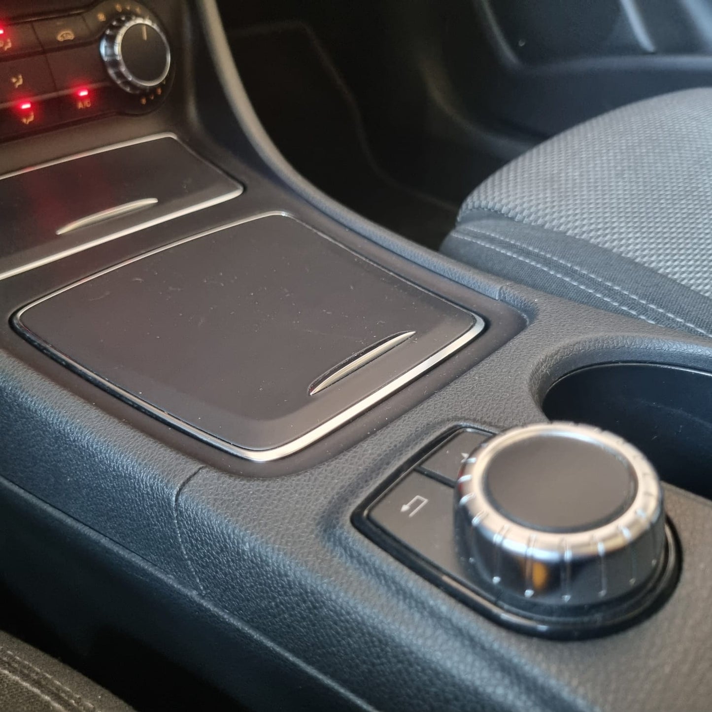 MERCEDES GLA 180d Business automatico 7G TETTO PANORAMICO