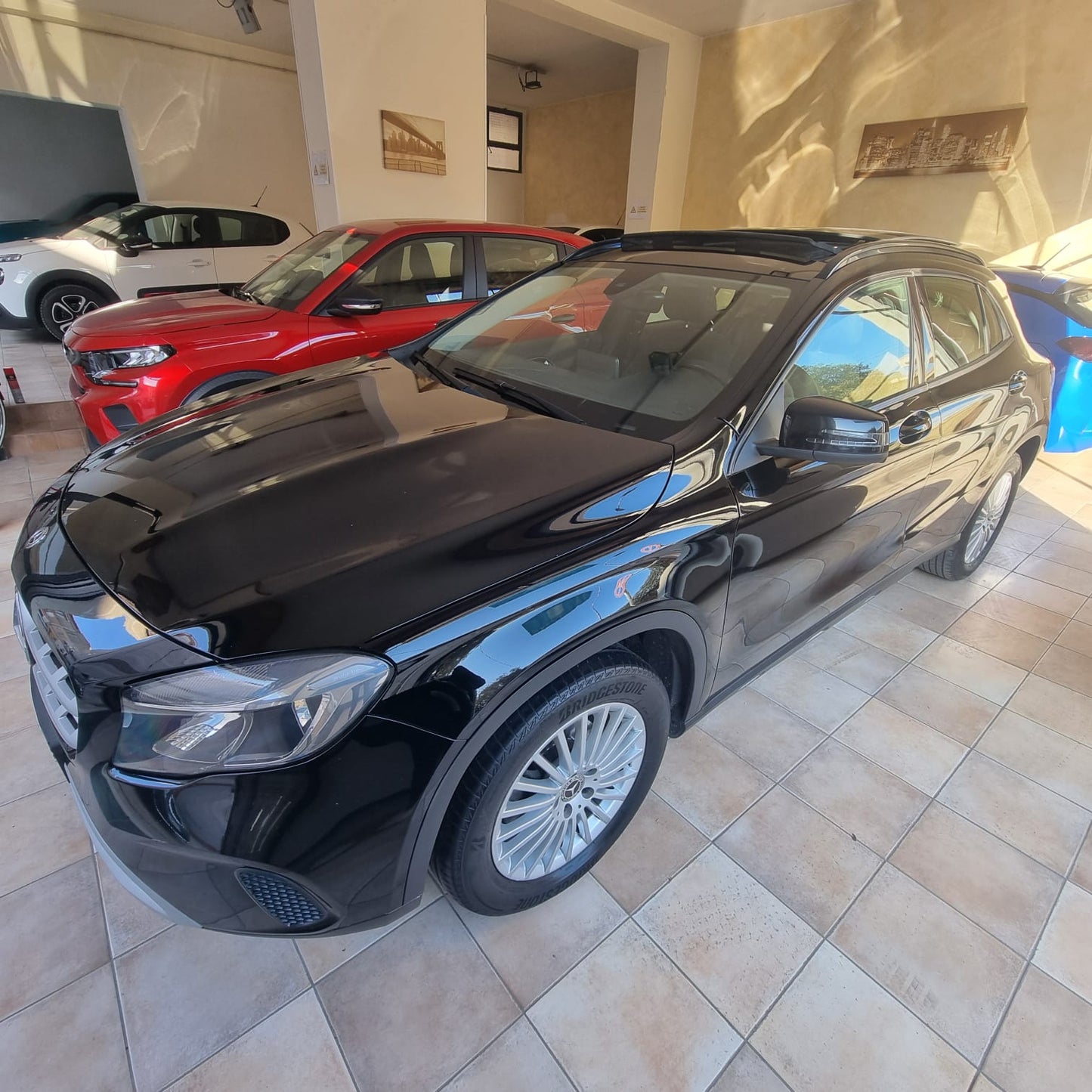 MERCEDES GLA 180d Business automatico 7G TETTO PANORAMICO