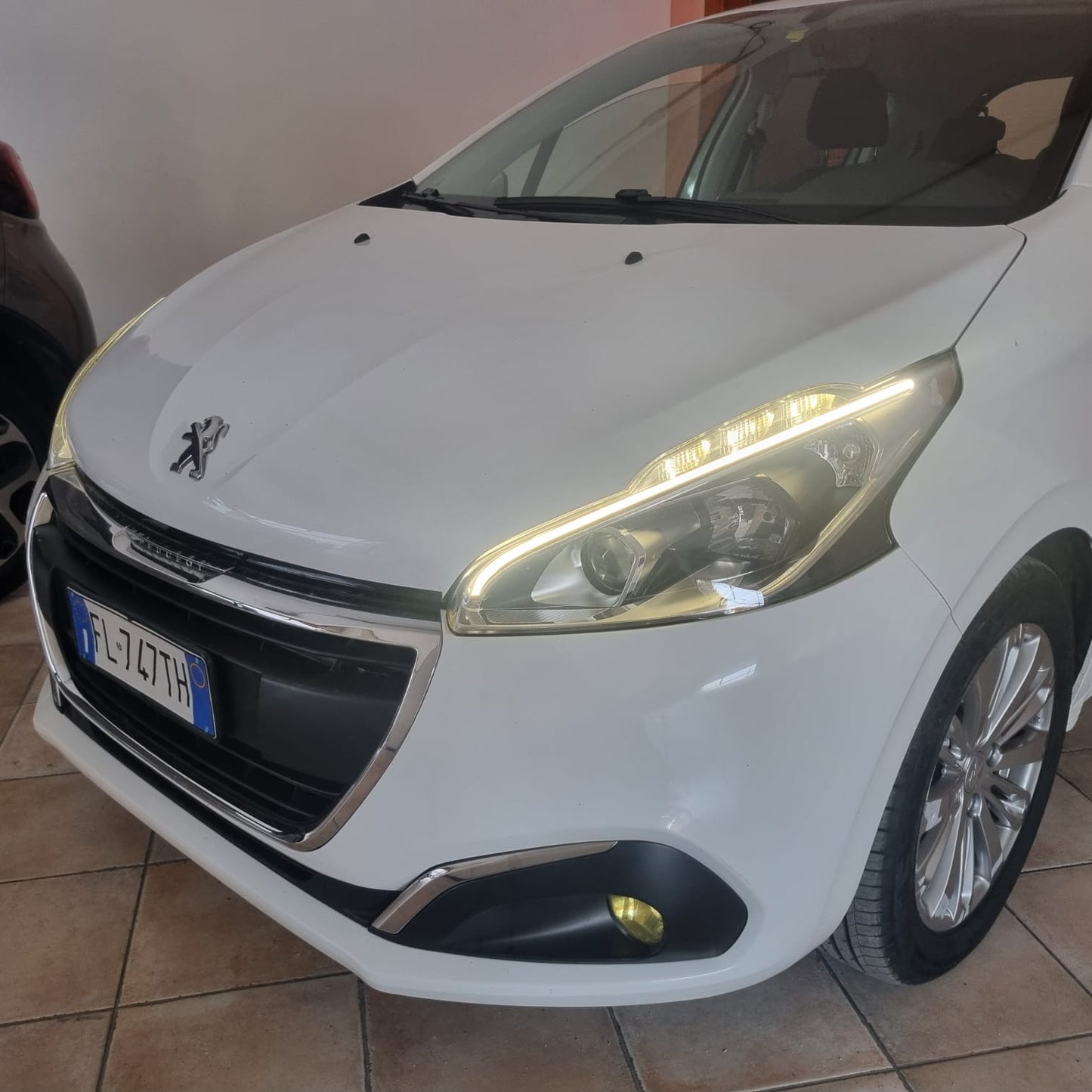 PEUGEOT 208 1.6 HDI 75CV ACTIVE – MY2017