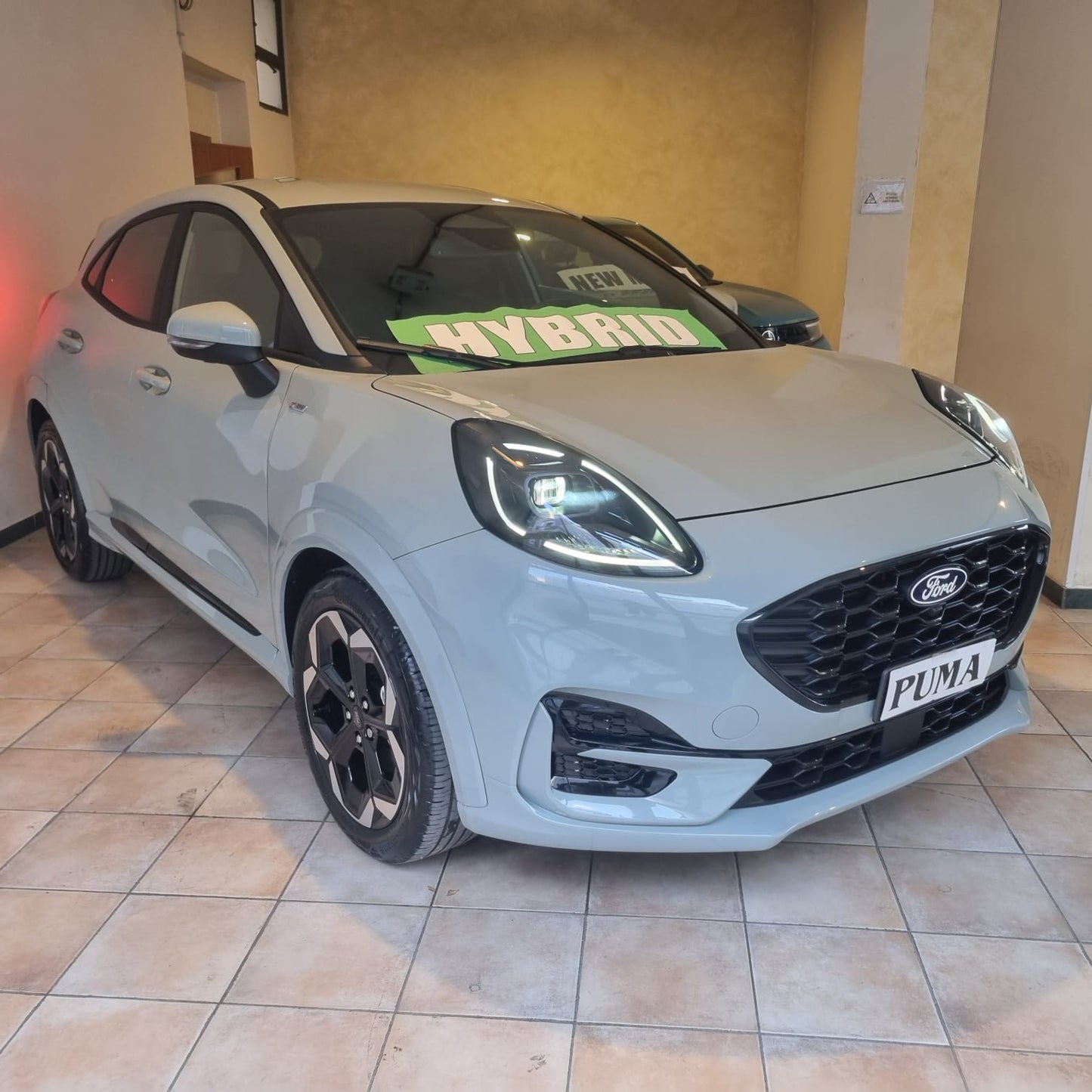 Ford Puma Titanium 1.0 EcoBoost Hybrid 155CV - Automatica