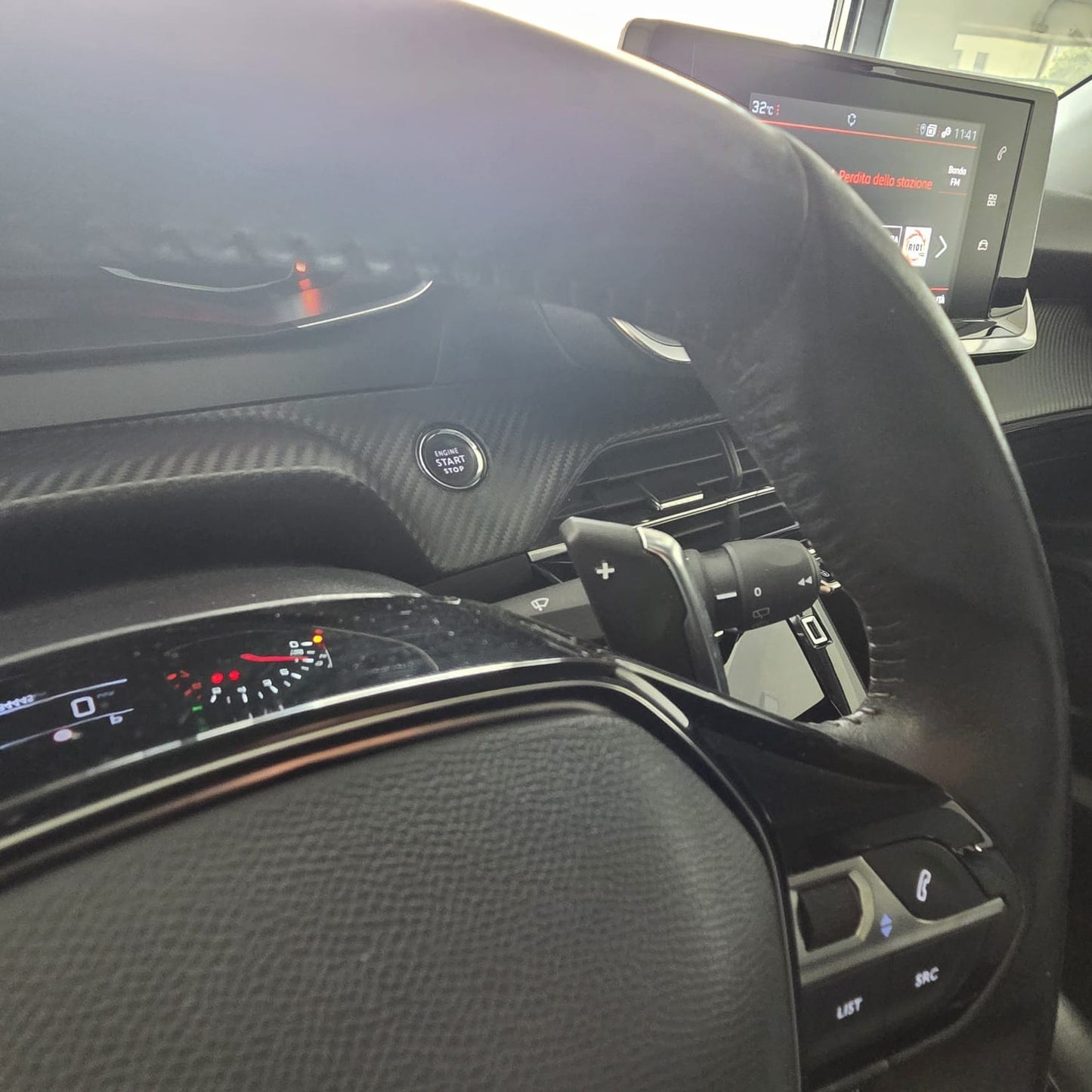 Peugeot 2008 Allure Pack 1.5 BlueHDi 130 CV EAT8