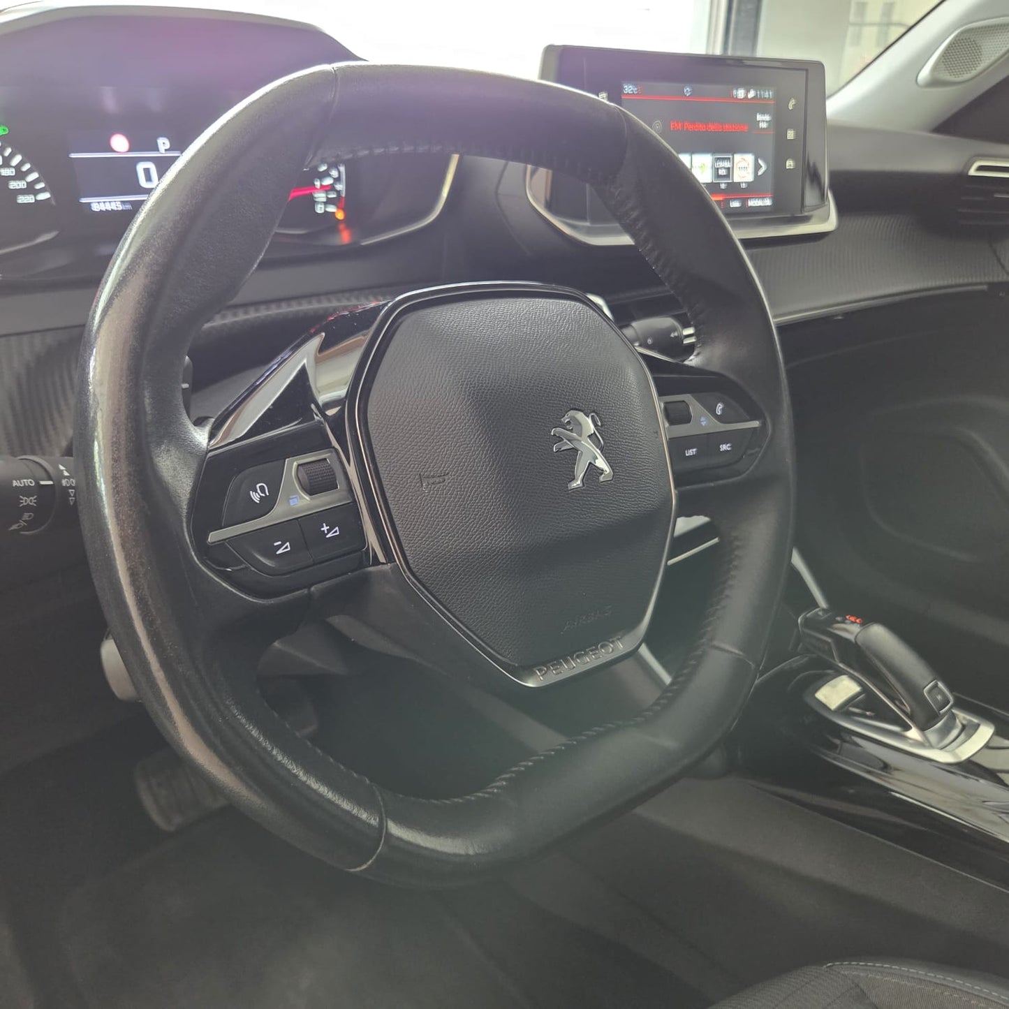 Peugeot 2008 Allure Pack 1.5 BlueHDi 130 CV EAT8