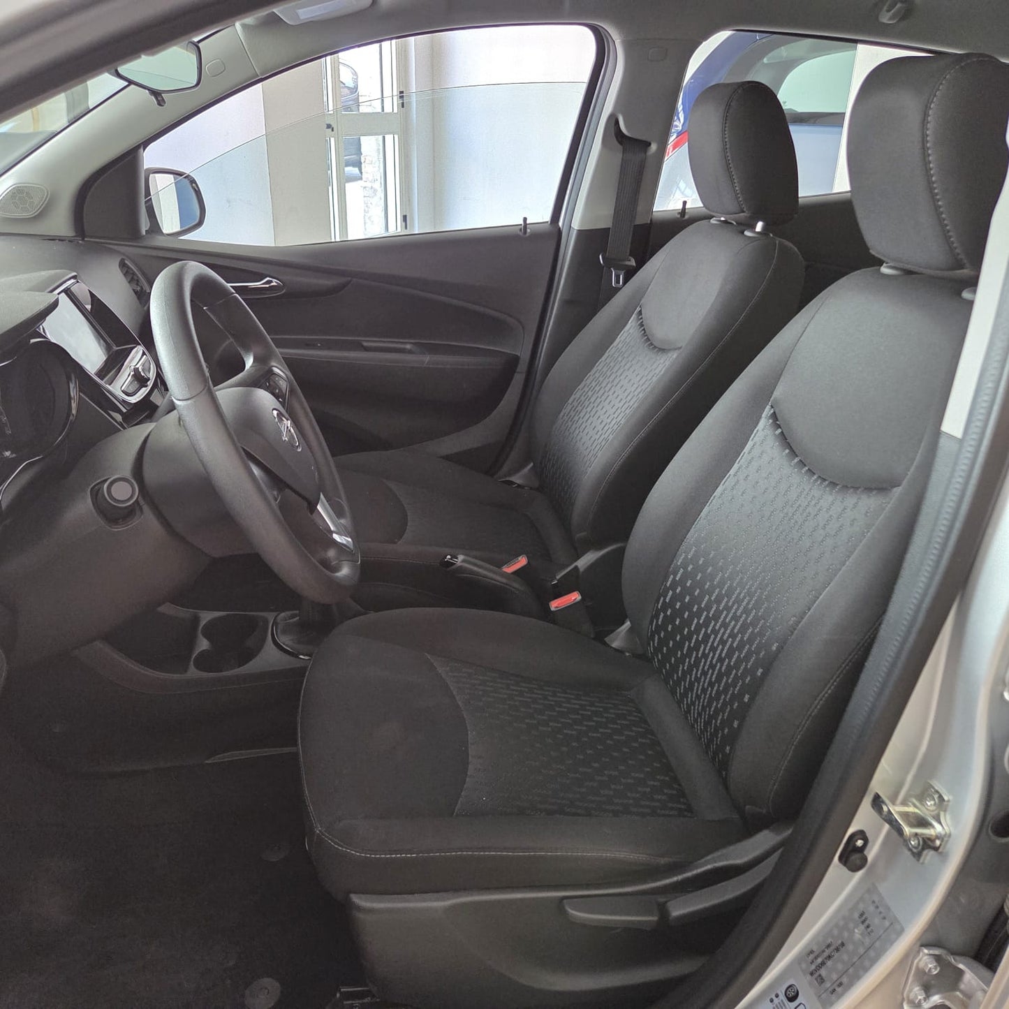 Opel Karl Rocks 1.0 73 CV – 11/2018 – SOLO 49.500 KM – UNICOPROPRIETARIO