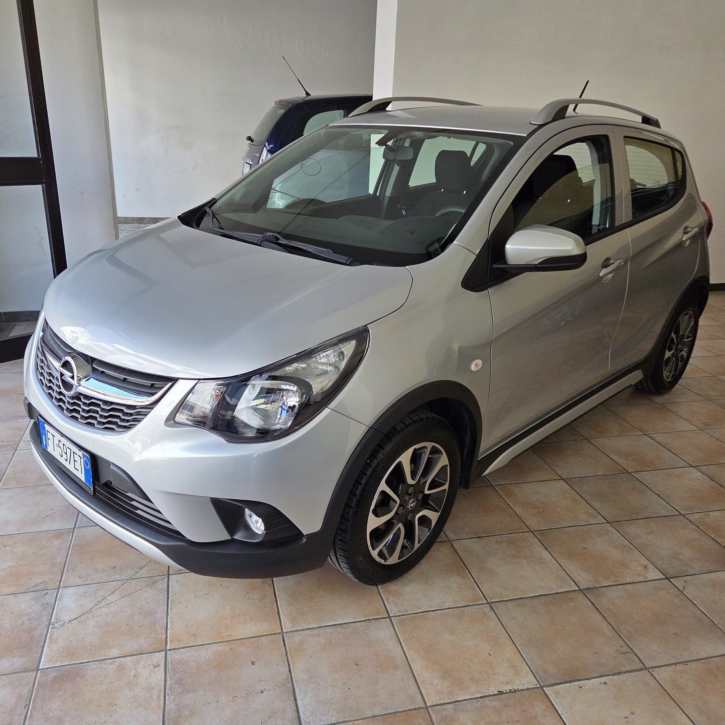 Opel Karl Rocks 1.0 73 CV – 11/2018 – SOLO 49.500 KM – UNICOPROPRIETARIO