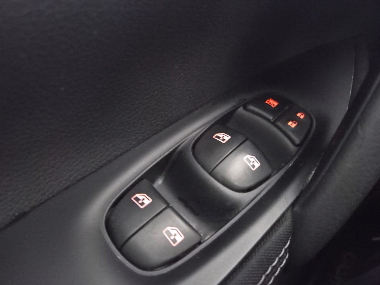 NISSAN QASHQAI N-CONNECTA 1.5 dci 110cv