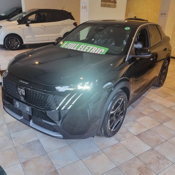 PEUGEOT E-3008 ALLURE  FULL LETTRIC NUOVA DA IMMATRICOLARE