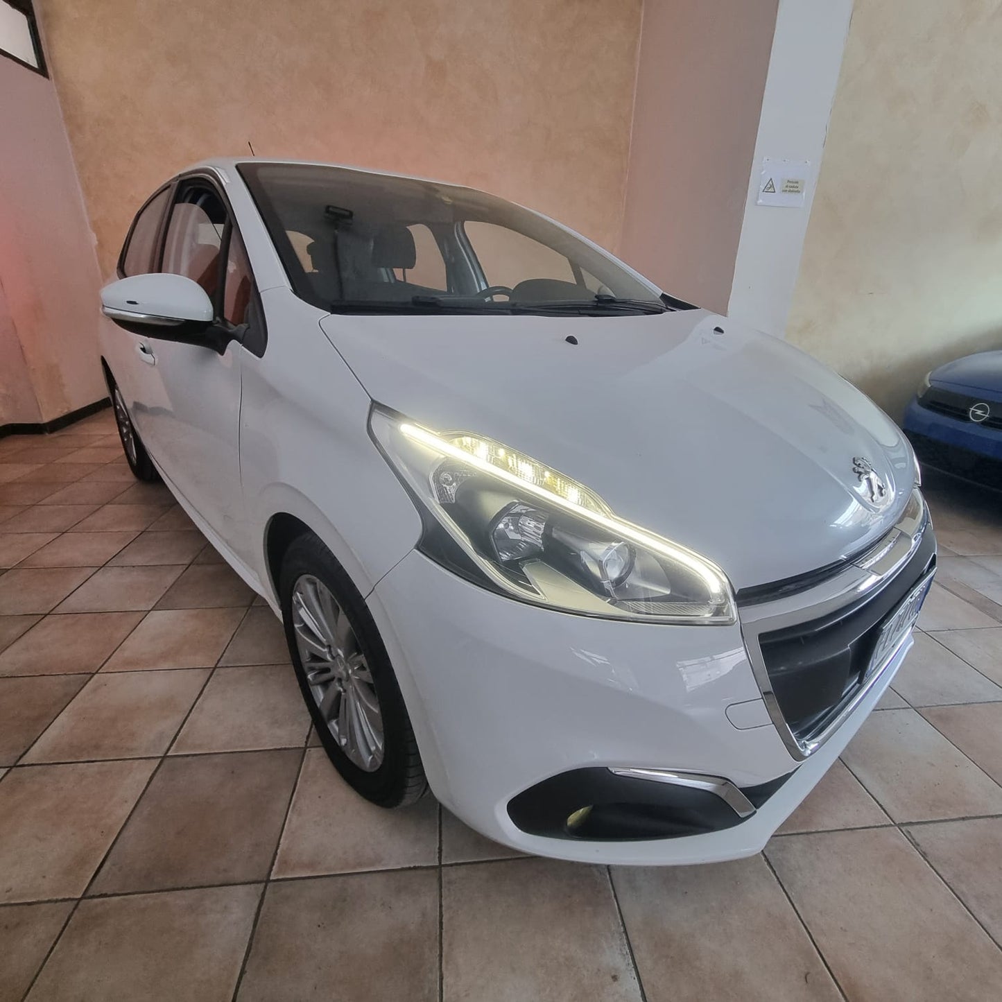 PEUGEOT 208 1.6 HDI 75CV ACTIVE – MY2017