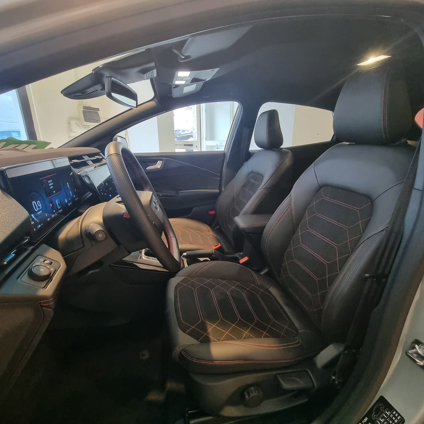 Ford Puma Titanium 1.0 EcoBoost Hybrid 155CV - Automatica