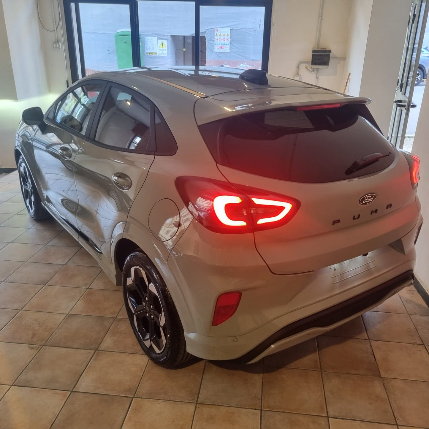 Ford Puma Titanium 1.0 EcoBoost Hybrid 155CV - Automatica