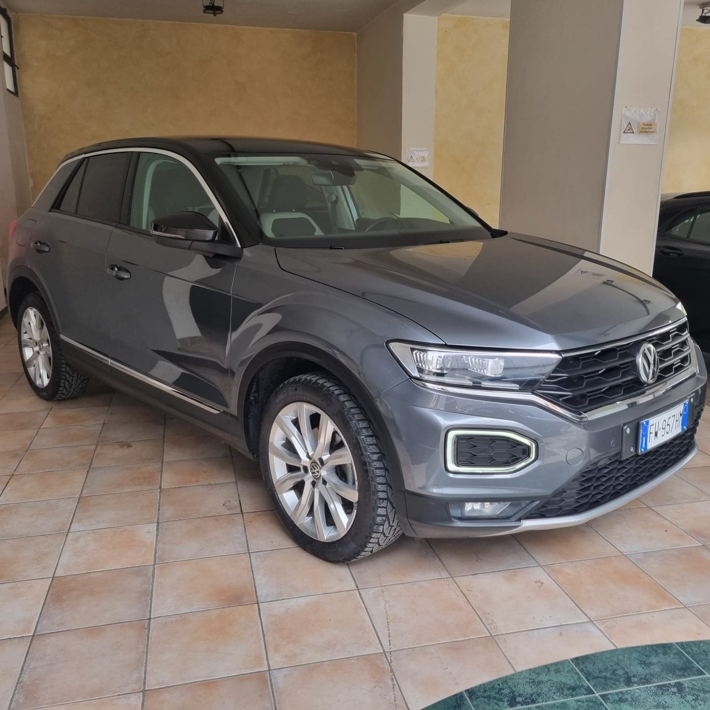 VOLKSWAGEN T-ROC 1.6 TDI SCR ADVANCED BLUEMOTION TECHNOLOGY