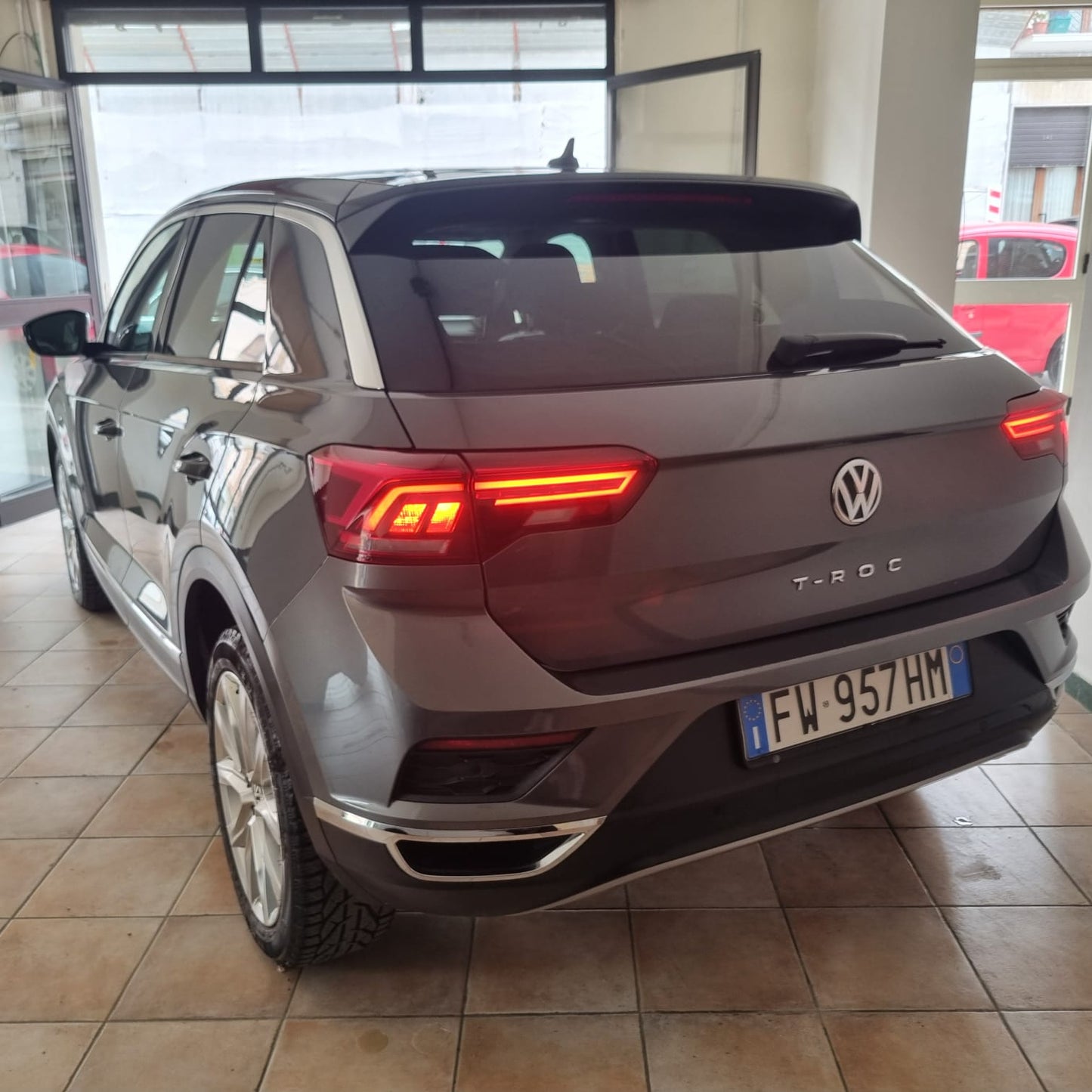 VOLKSWAGEN T-ROC 1.6 TDI SCR ADVANCED BLUEMOTION TECHNOLOGY