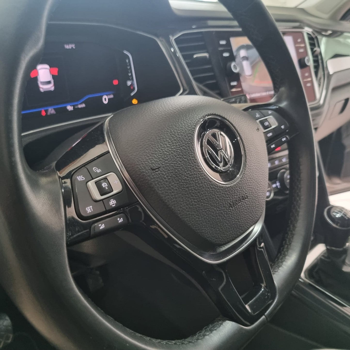 VOLKSWAGEN T-ROC 1.6 TDI SCR ADVANCED BLUEMOTION TECHNOLOGY