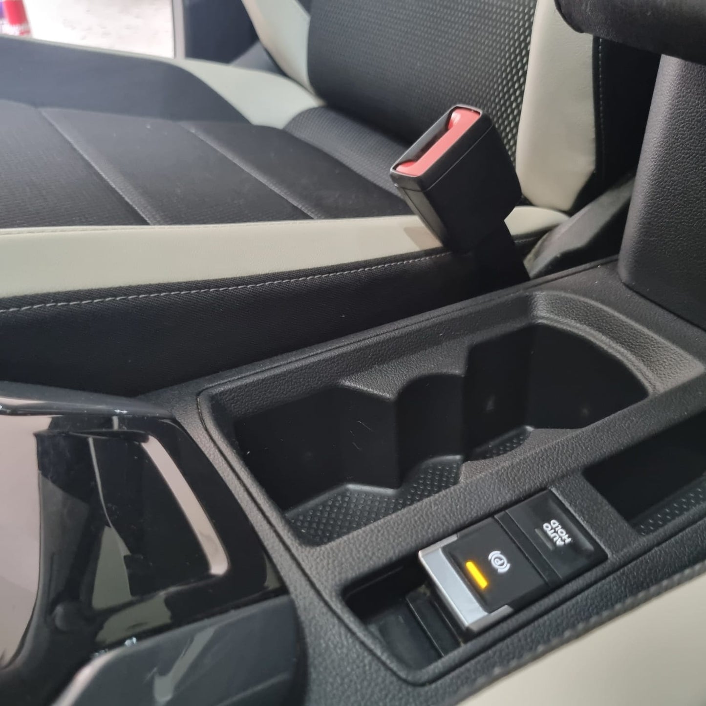 VOLKSWAGEN T-ROC 1.6 TDI SCR ADVANCED BLUEMOTION TECHNOLOGY
