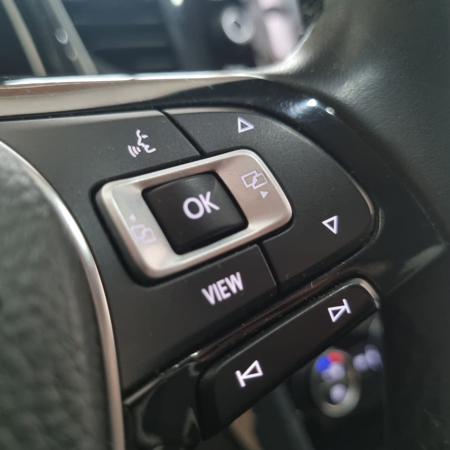 VOLKSWAGEN T-ROC 1.6 TDI SCR ADVANCED BLUEMOTION TECHNOLOGY