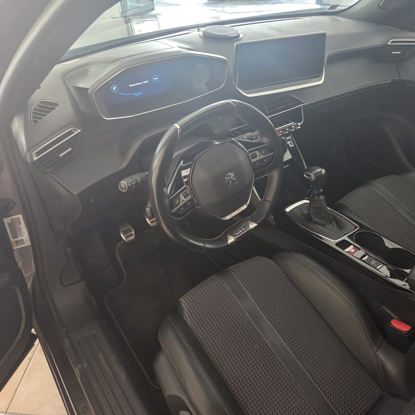 Peugeot 2008 GT – 1.5 BlueHDi 100 CV