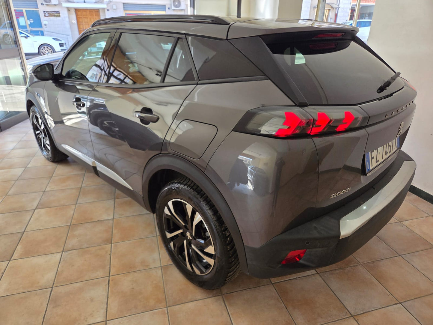 Peugeot 2008 Allure Pack 1.5 BlueHDi 100 CV MANUALE