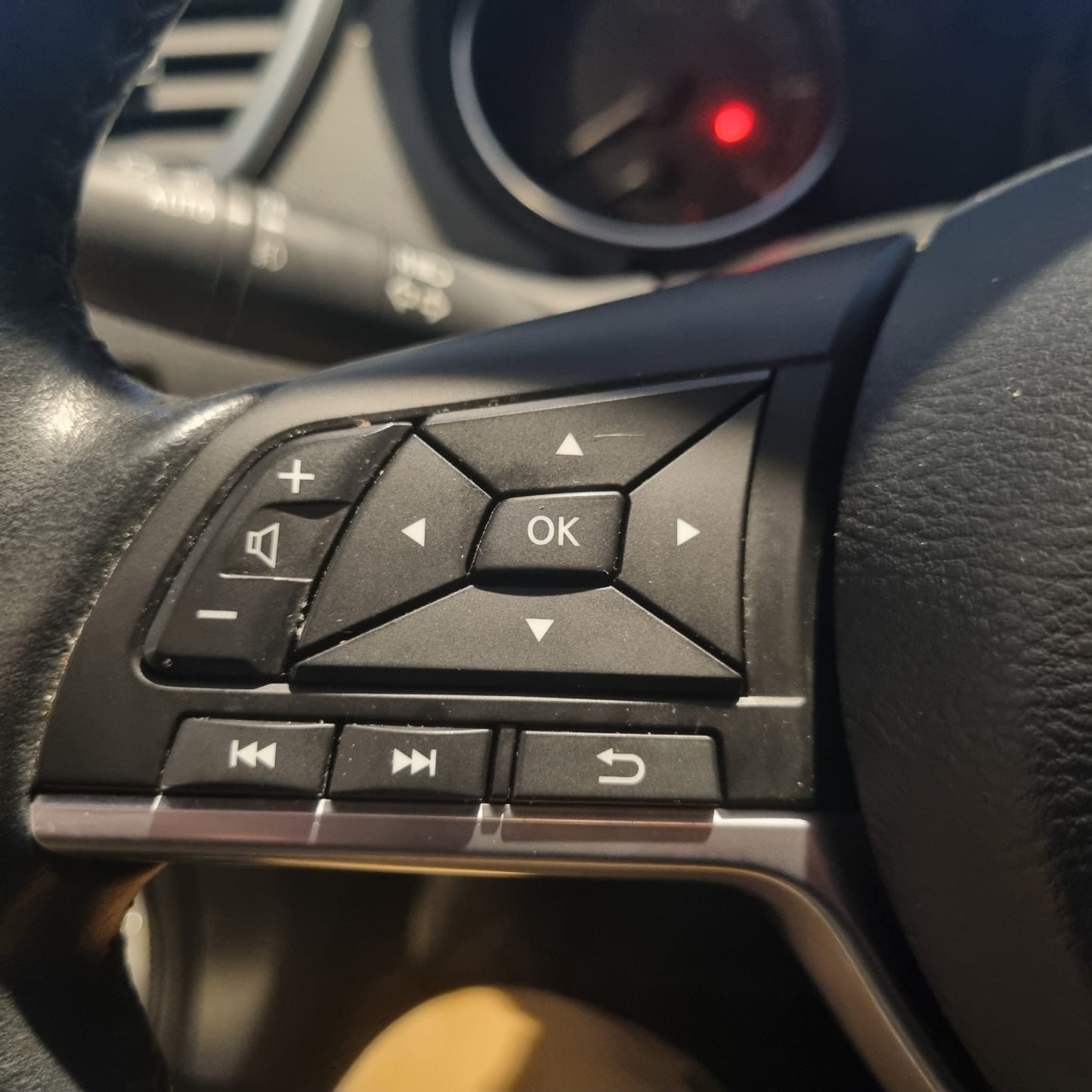 NISSAN QASHQAI N-CONNECTA  1.5 dci 110cv